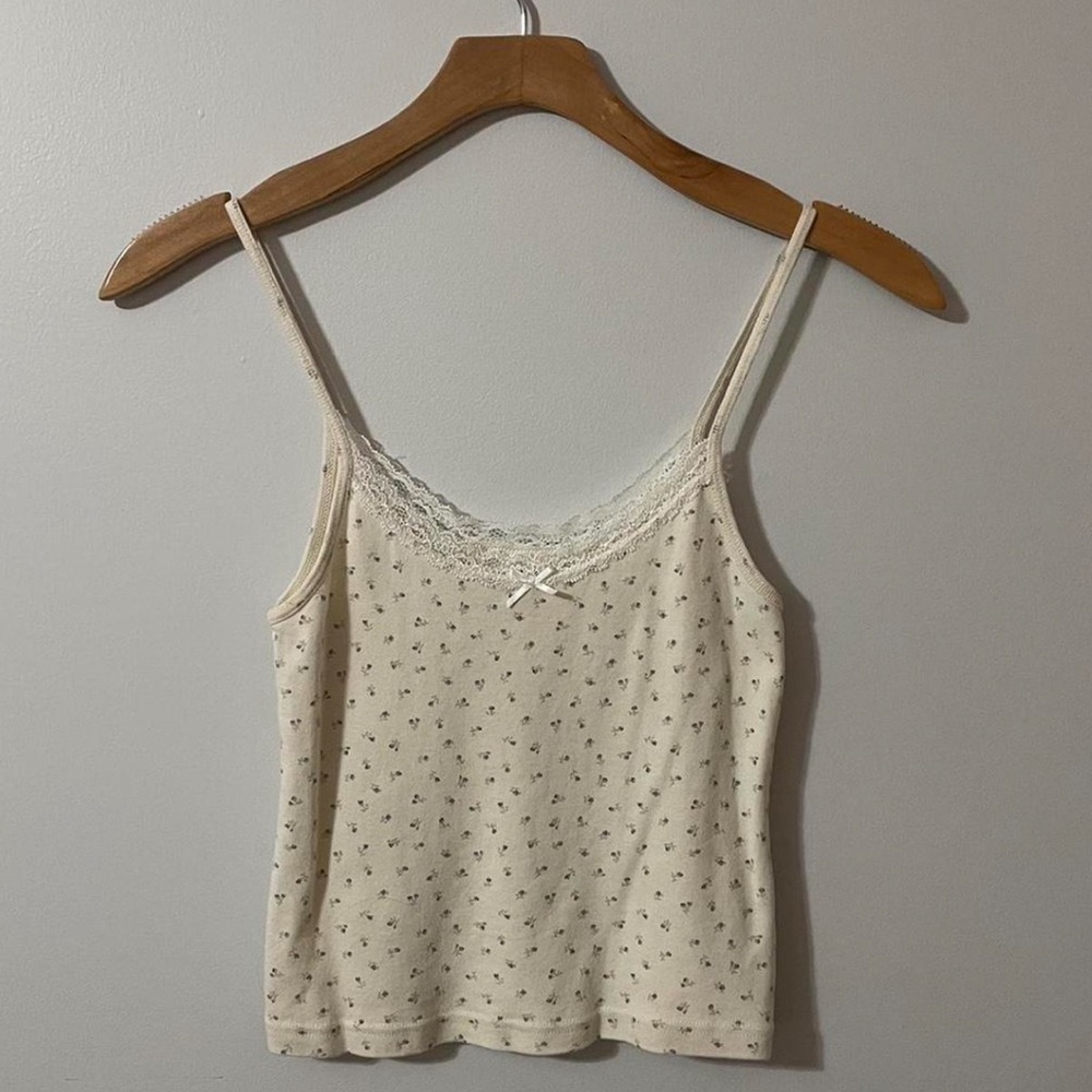 Brandy Melville - Blue floral cami tank top with lace and bow detailing